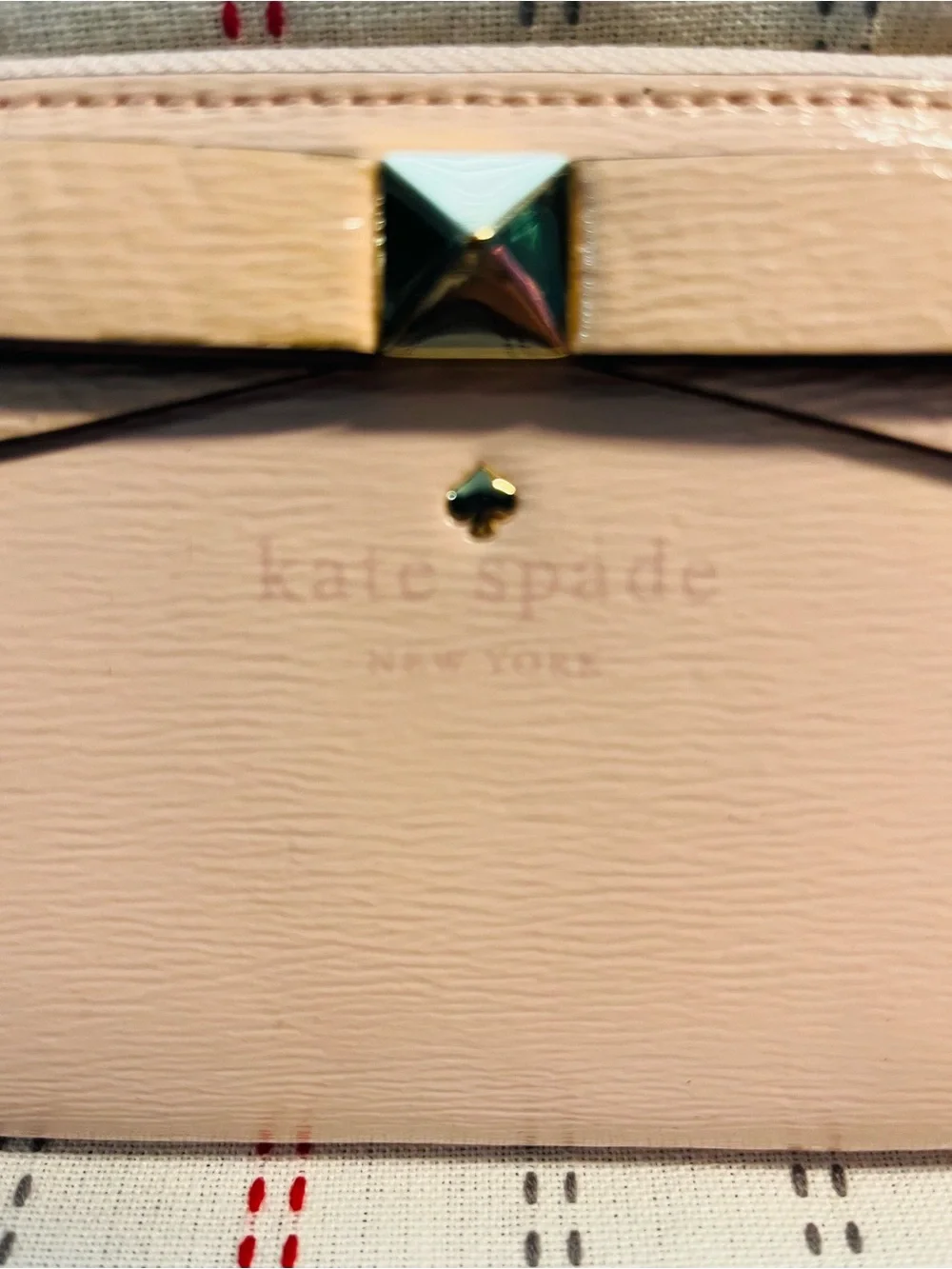 kate spade compact patent